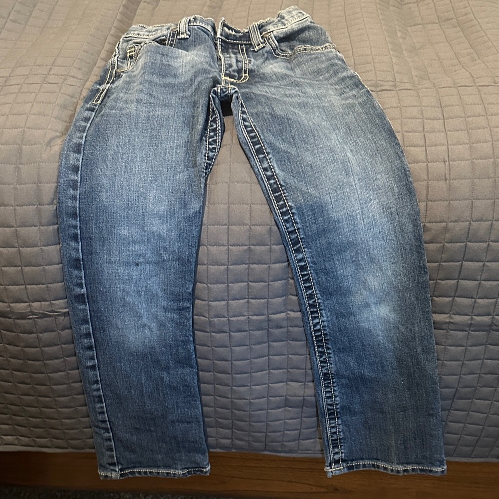 Wrangler Relaxed Fit Blue Jeans